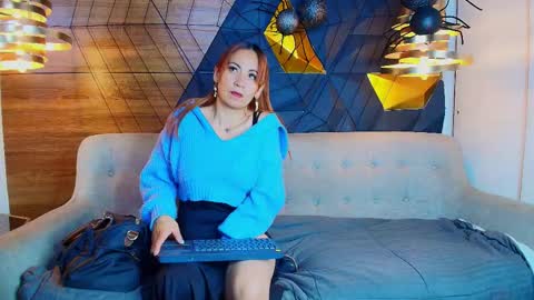 gabby online show from October 22, 2:34 am