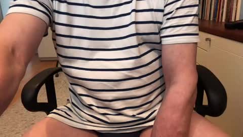 Max online show from April 24, 5:43 am