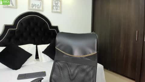 Maxxi online show from January 30, 6:54 pm