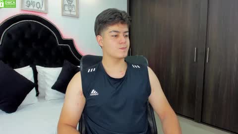 Maxxi online show from February 8, 7:27 pm