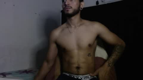 maxximus_10 online show from January 2, 9:07 pm