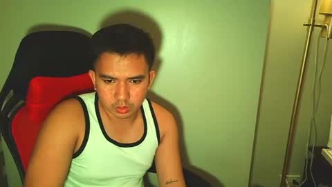 Snapshot of maxxurbate_ chatting on January 19, 1:15 pm Bryan online show from January 19, 1:15 pm