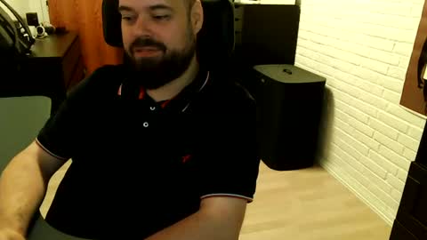 Snapshot of maxxx_dk chatting on August 10, 7:12 am Max online show from August 10, 7:12 am