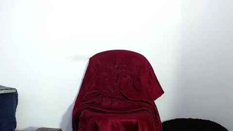 Snapshot of maxxx_miller chatting on January 8, 5:48 pm airam miller online show from January 8, 5:48 pm