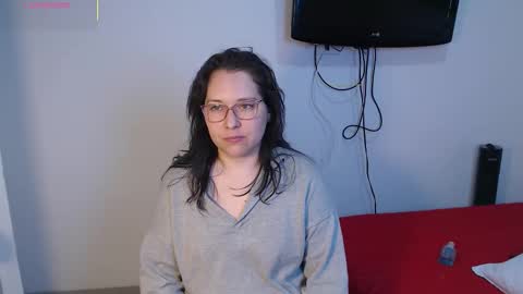 Snapshot of may_bloom chatting on March 1, 3:08 am May online show from March 1, 3:08 am