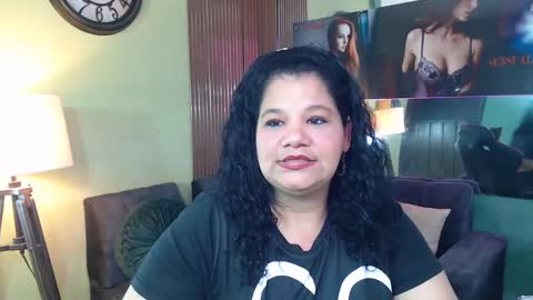 Snapshot of may_fk chatting on September 25, 5:22 am may_fk online show from September 25, 5:22 am