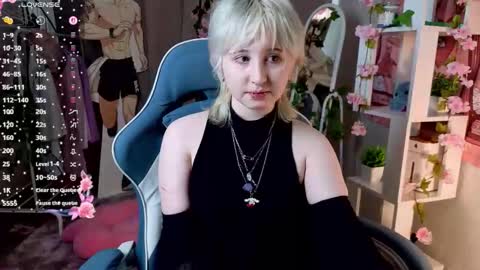 Mary online show from February 20, 3:25 am