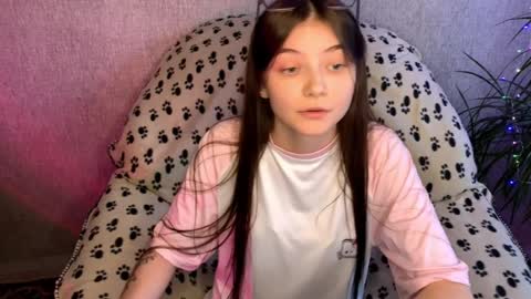 may online show from April 2, 2:15 pm