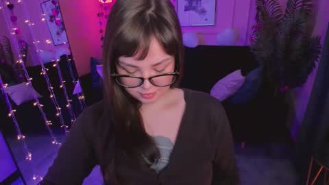 Snapshot of maya___muse chatting on February 17, 2:35 pm Maya online show from February 17, 2:35 pm