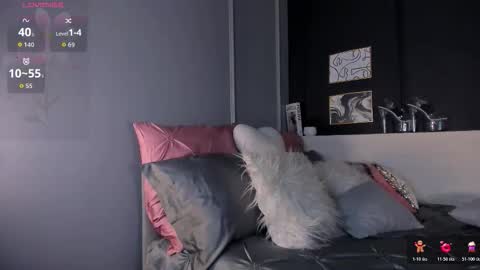 Snapshot of maya___muse chatting on March 4, 2:01 pm Maya online show from March 4, 2:01 pm