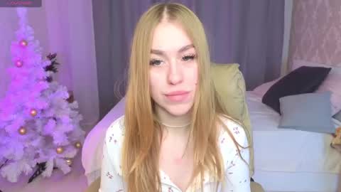 Maya online show from January 7, 5:53 pm