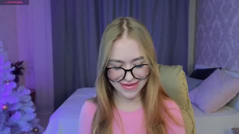 Maya online show from January 18, 1:40 pm