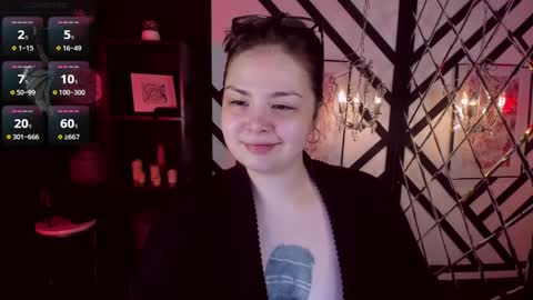 Woman online show from December 25, 11:54 am