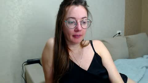 Maya online show from March 26, 7:52 pm