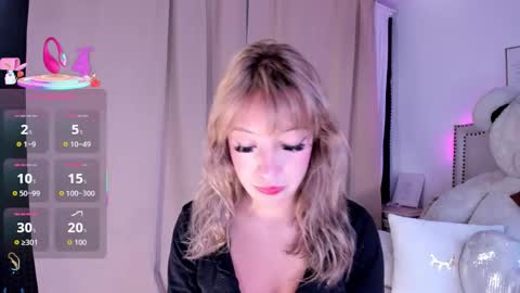 Mayajhons online show from November 28, 12:30 pm