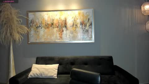 Snapshot of mayamoretti chatting on November 30, 3:21 am Maya online show from November 30, 3:21 am