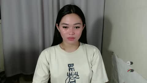 Snapshot of mayasally_ chatting on January 10, 9:44 am mayasally_ online show from January 10, 9:44 am