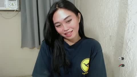 Snapshot of mayasally_ chatting on March 3, 10:17 am mayasally_ online show from March 3, 10:17 am