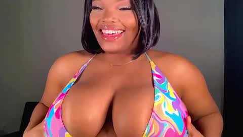 Snapshot of maybabi chatting on December 15, 2:16 pm MayBabi online show from December 15, 2:16 pm