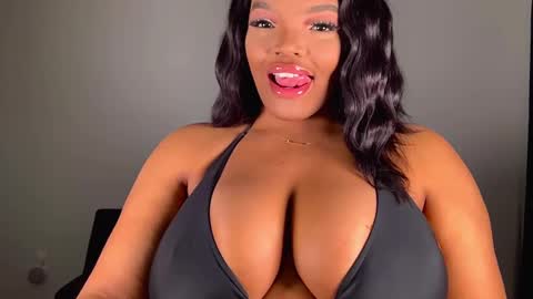 Snapshot of maybabi chatting on December 29, 11:07 am MayBabi online show from December 29, 11:07 am