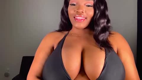 Snapshot of maybabi chatting on December 29, 3:03 pm MayBabi online show from December 29, 3:03 pm