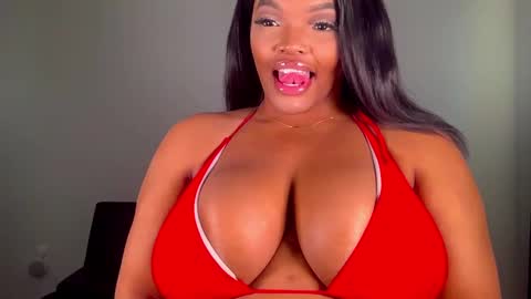 Snapshot of maybabi chatting on January 10, 3:27 pm MayBabi online show from January 10, 3:27 pm