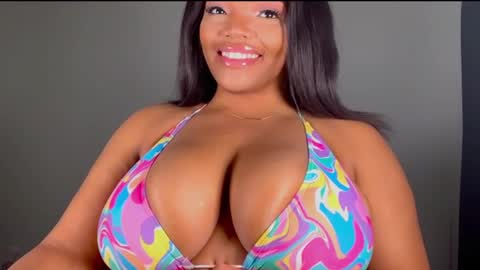 Snapshot of maybabi chatting on January 28, 11:17 am MayBabi online show from January 28, 11:17 am