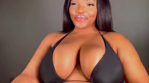 Snapshot of maybabi chatting on February 7, 2:26 pm MayBabi online show from February 7, 2:26 pm