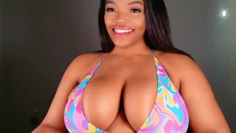 Snapshot of maybabi chatting on February 9, 2:18 pm MayBabi online show from February 9, 2:18 pm