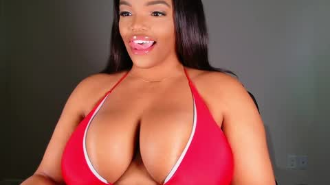 Snapshot of maybabi chatting on February 16, 8:11 pm MayBabi online show from February 16, 8:11 pm