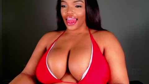 Snapshot of maybabi chatting on February 20, 2:24 pm MayBabi online show from February 20, 2:24 pm