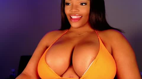 Snapshot of maybabi chatting on March 11, 12:39 pm MayBabi online show from March 11, 12:39 pm