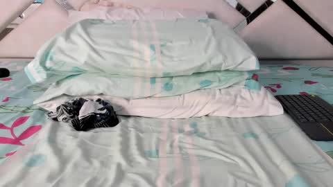 Maybelline69 online show from April 14, 1:00 am