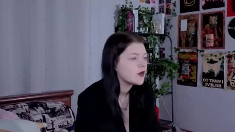 Lalli online show from January 16, 8:13 pm