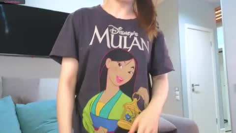 Snapshot of maydacarls chatting on November 17, 4:07 am My name Casey online show from November 17, 4:07 am