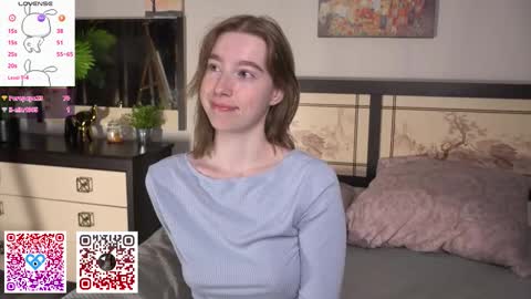 Violet online show from September 20, 7:04 pm
