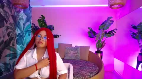 Snapshot of mayly_tender chatting on March 14, 2:22 pm Mayly online show from March 14, 2:22 pm