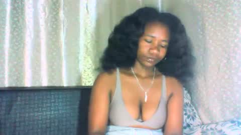 mayrah online show from December 2, 8:48 pm