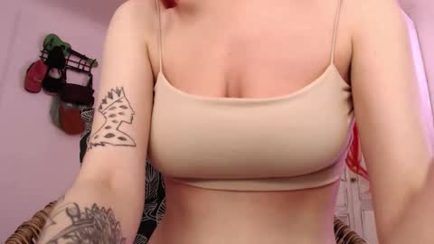 Snapshot of mayrumey chatting on February 28, 12:42 pm mayrumey online show from February 28, 12:42 pm