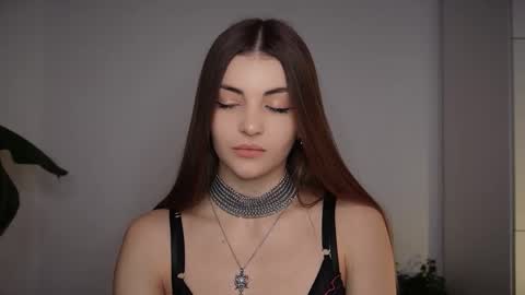 mayttease online show from November 18, 4:39 am