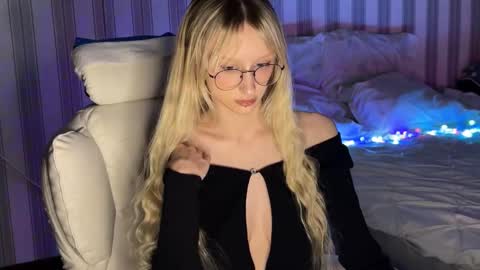 mayvi_cold online show from February 23, 6:49 pm