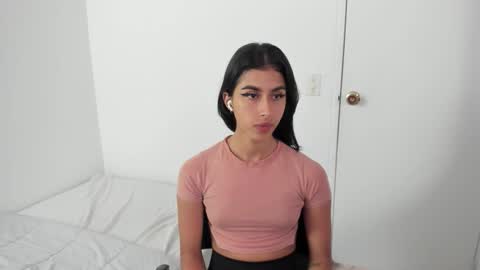 mazikeen_18 online show from November 13, 1:21 pm