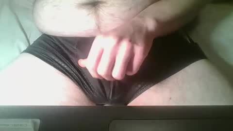 Snapshot of mb198769 chatting on December 26, 1:29 am SoftAndHard online show from December 26, 1:29 am