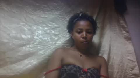 mbotyfeliciaa online show from November 26, 7:04 pm