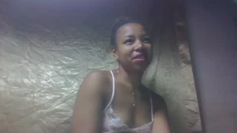 mbotyfeliciaa online show from December 4, 7:28 am