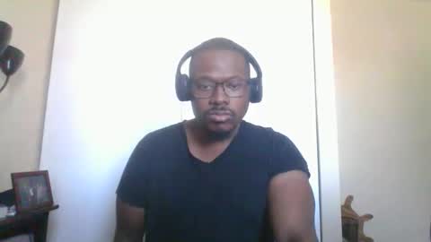 Mark online show from March 17, 2:09 pm