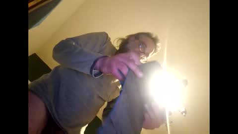 Snapshot of mccock16cm chatting on April 17, 12:13 am mccock16cm online show from April 17, 12:13 am