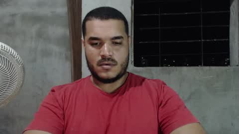 Snapshot of mcgregor_sexhot chatting on December 19, 3:07 am Mcgregor online show from December 19, 3:07 am