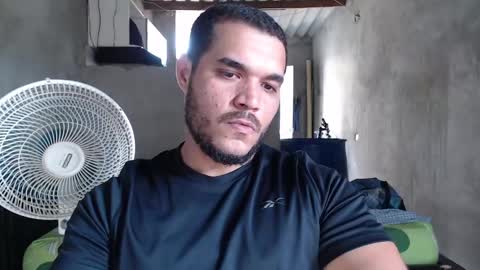 Snapshot of mcgregor_sexhot chatting on December 31, 7:40 pm Mcgregor online show from December 31, 7:40 pm