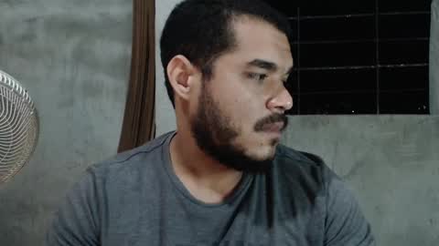 Snapshot of mcgregor_sexhot chatting on March 8, 3:17 am Mcgregor online show from March 8, 3:17 am